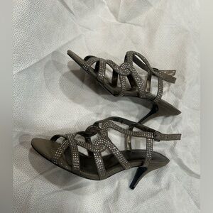 Formal wear dressy 3 in heel dark gray gun metal color shoes